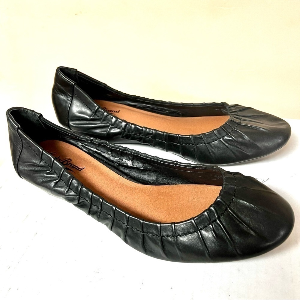 Lucky Brand Black Pleated Leather Fibii Wedge Pump womens size 8
